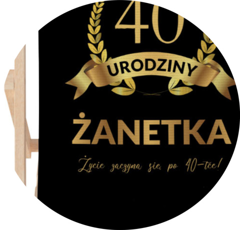 Leżak Laury na królewskie urodziny Leżak Laury na królewskie urodziny