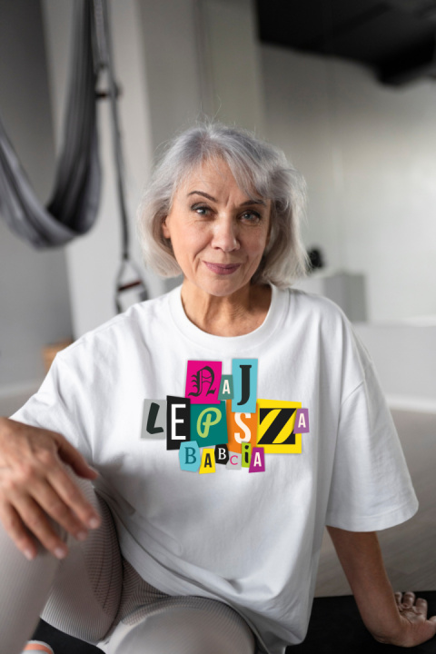 T-shirt Najlepsza babcia multikolor T-shirt Najlepsza babcia multikolor